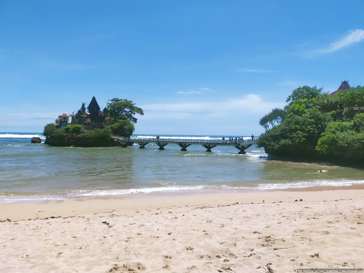 Wisata Pantai Balekambang, pesona Malang Selatan