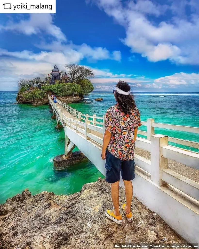Wisata Pantai Balekambang yang mempesona