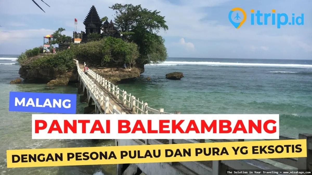 Wisata Pantai Balekambang dengan pura indah