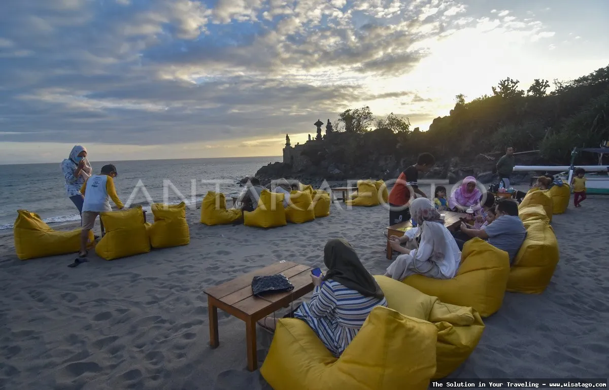 wisata Pantai Batu Bongkok yang indah
