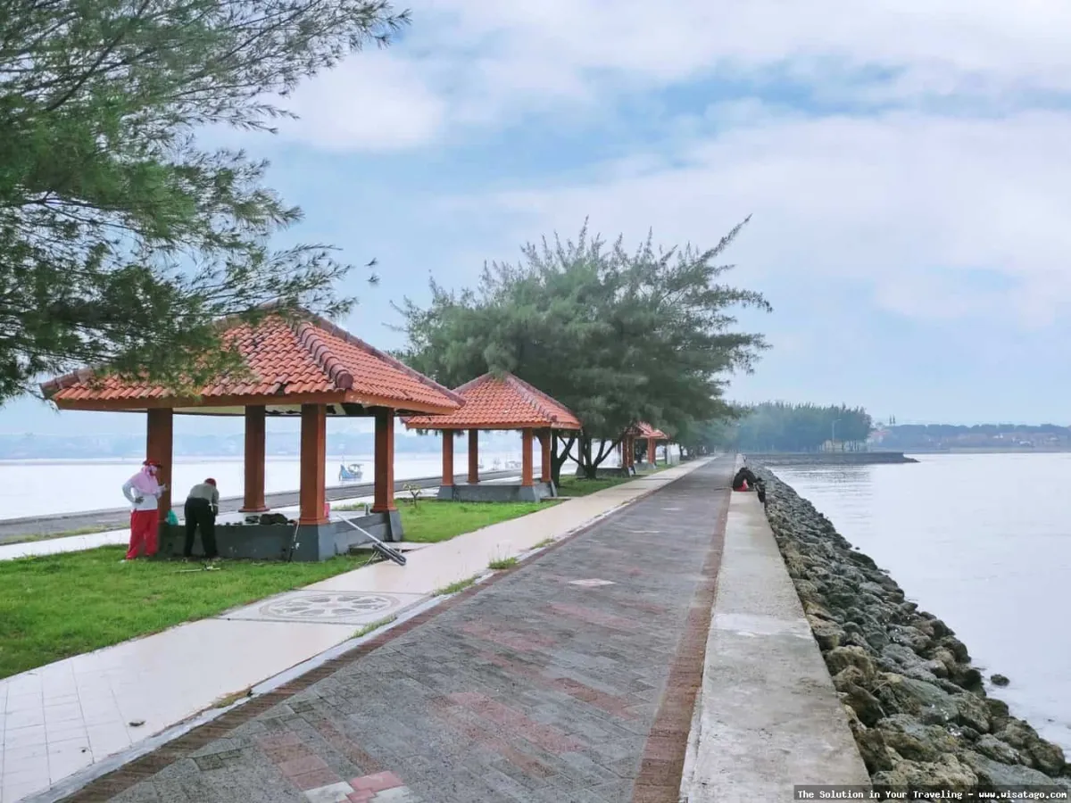 Wisata Pantai Boom indah mempesona