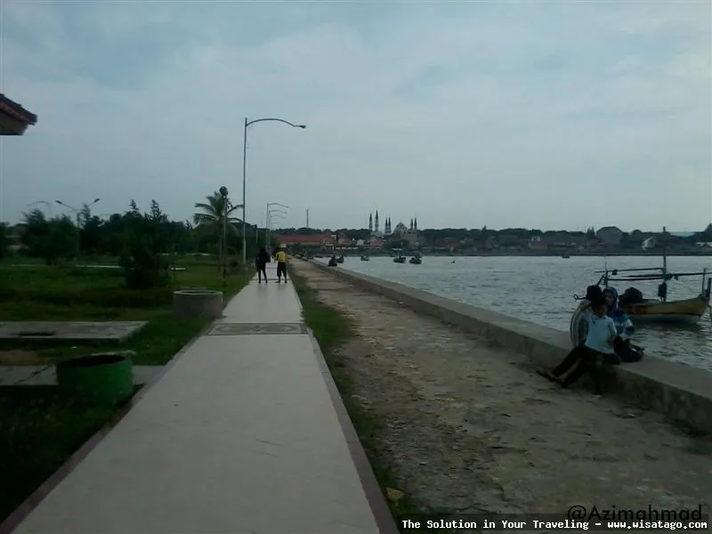 wisata Pantai Boom yang memukau