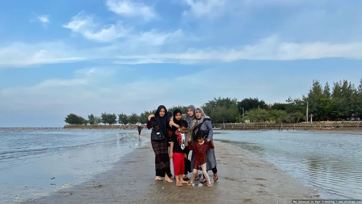 Wisata Pantai Boom yang memukau