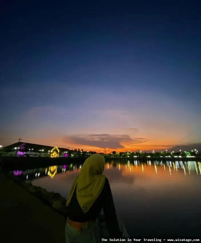 Wisata Pantai Boom yang mempesona