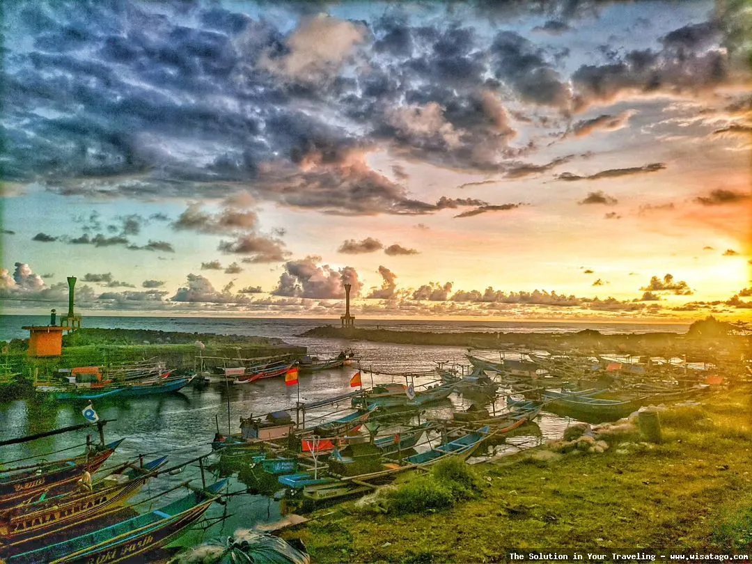 Wisata Pantai Cipatujah yang memukau