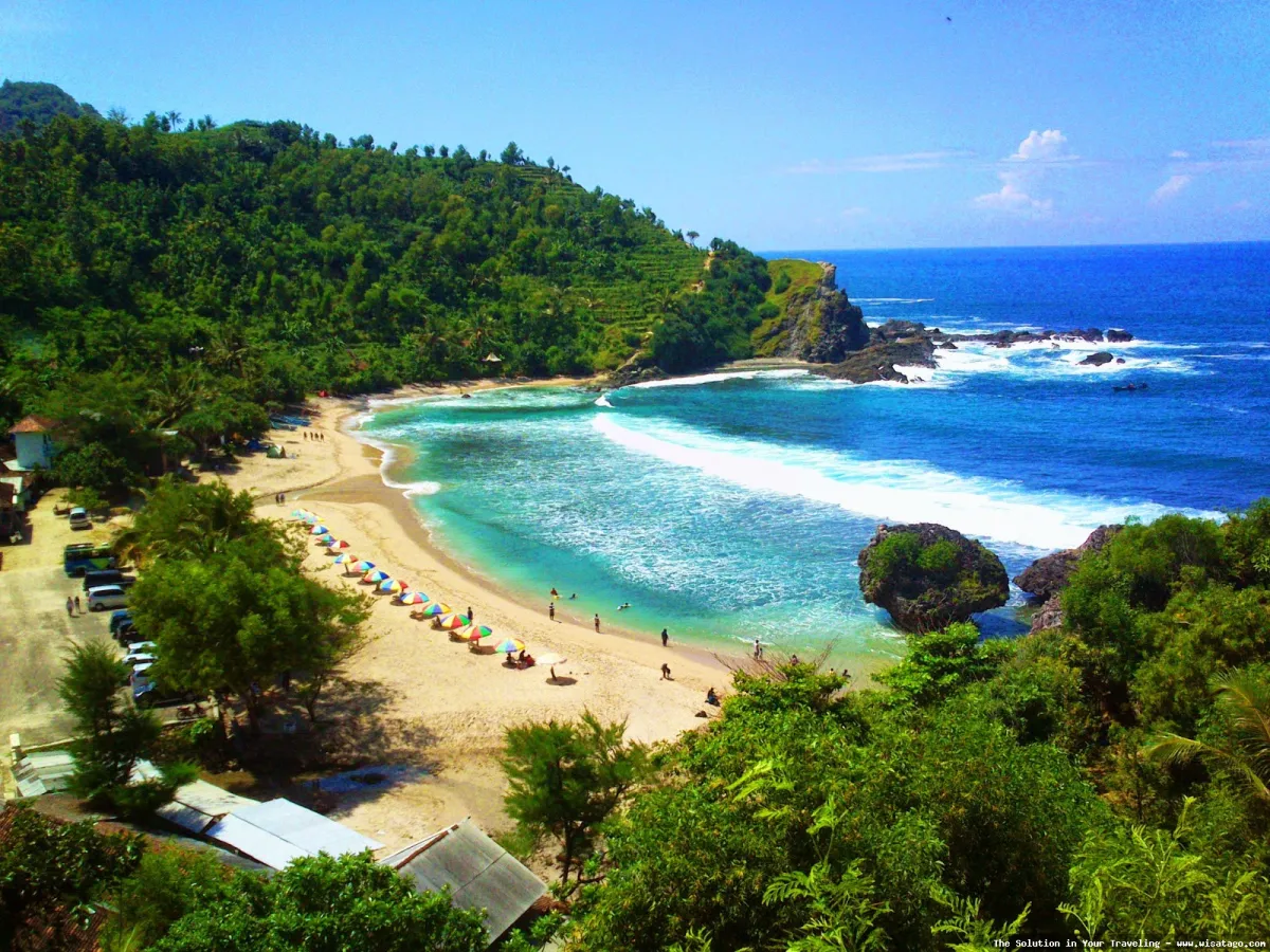 Wisata Pantai Desa Setenger yang indah