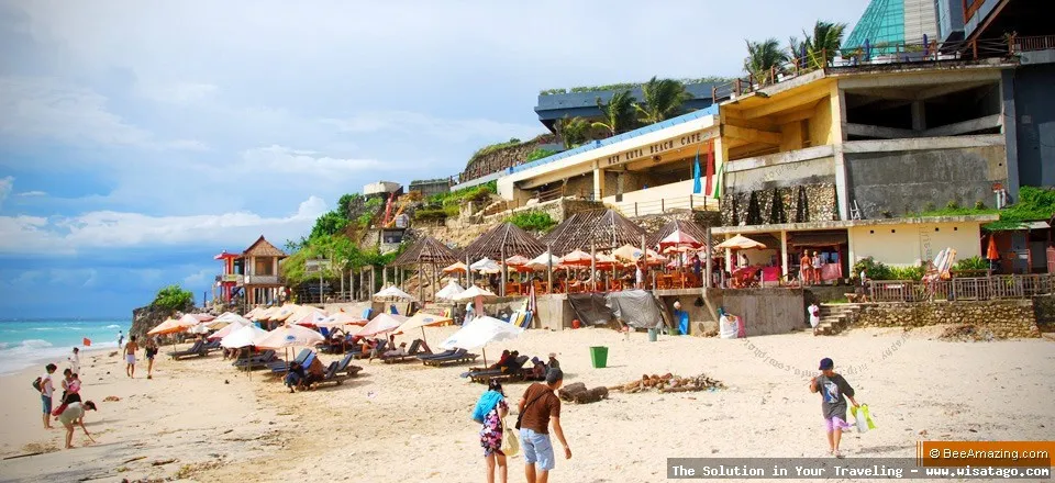 Wisata Pantai Dreamland yang mempesona.