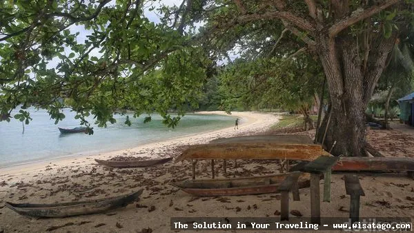 Wisata Pantai Kusik, pemandangan alam indah.