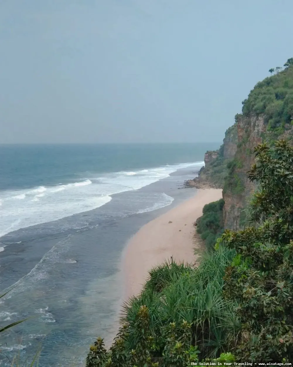 wisata Pantai Liwutongkidi yang mempesona