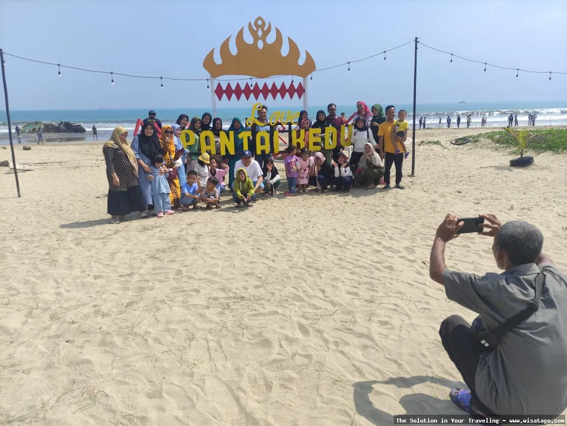 wisata Pantai Marina Kalianda indah memukau