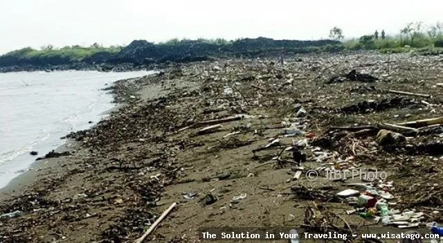 Wisata Pantai Maron yang mempesona.