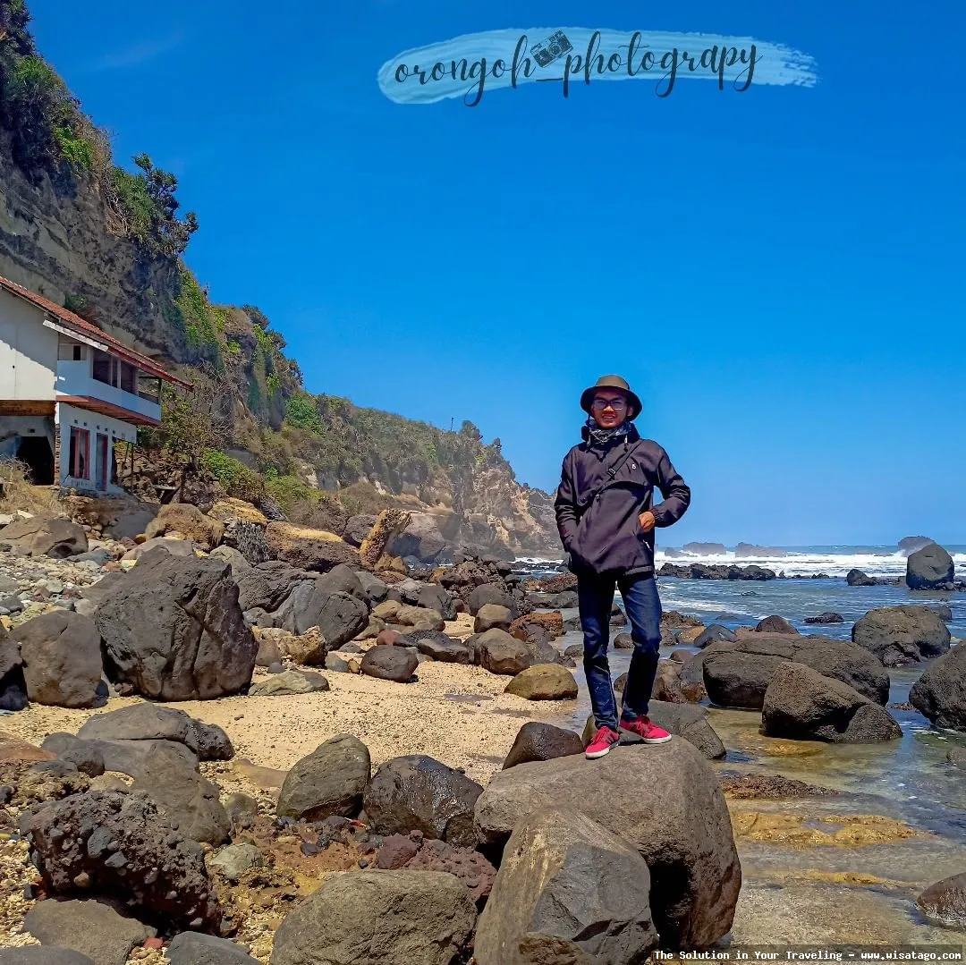 Wisata Pantai Matanurung yang mempesona alami