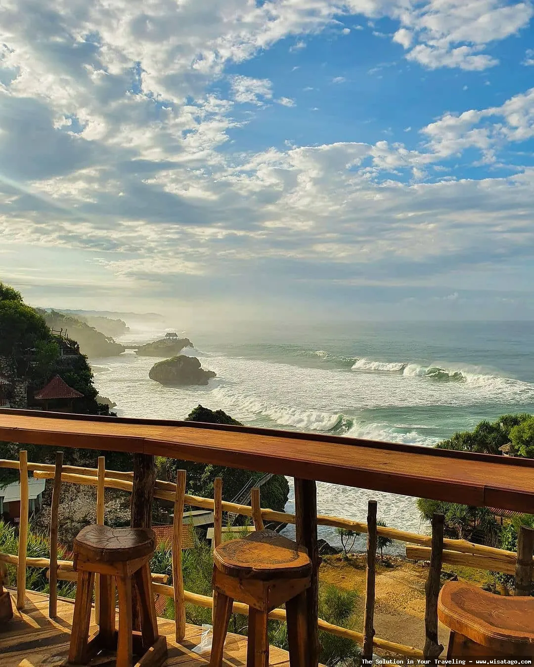 wisata Pantai Mbuluk yang menawan
