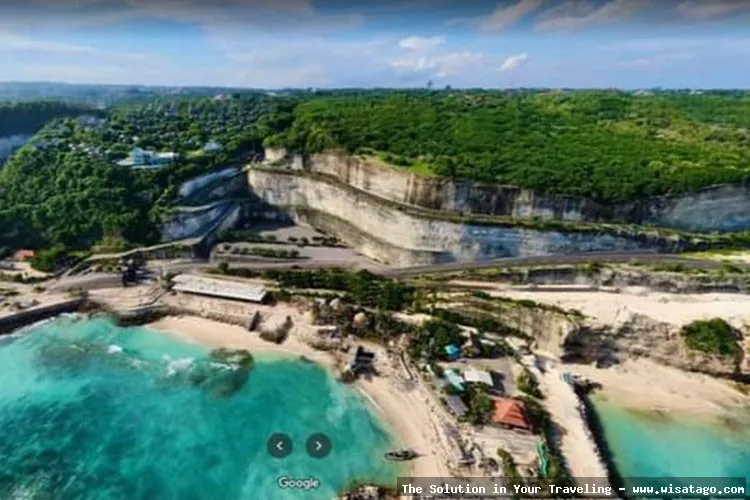 Wisata Pantai Melasti, pemandangan eksotis.