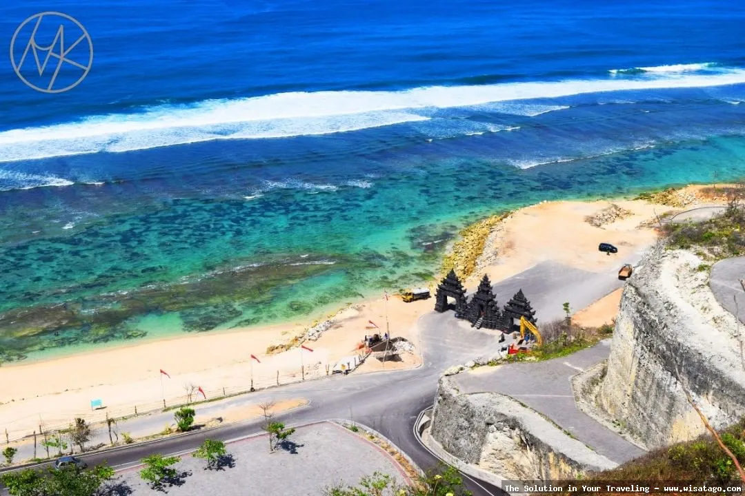 wisata Pantai Melasti, keindahan memukau