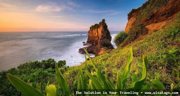 wisata Pantai Menganti di Kebumen indah