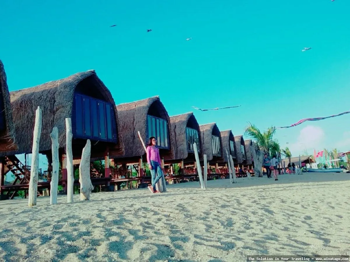 wisata Pantai Mertasari yang menawan