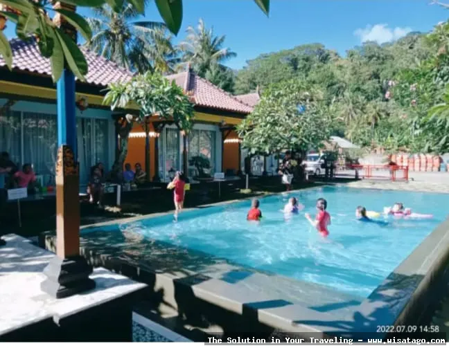 Wisata Pantai Minang Rua yang eksotis