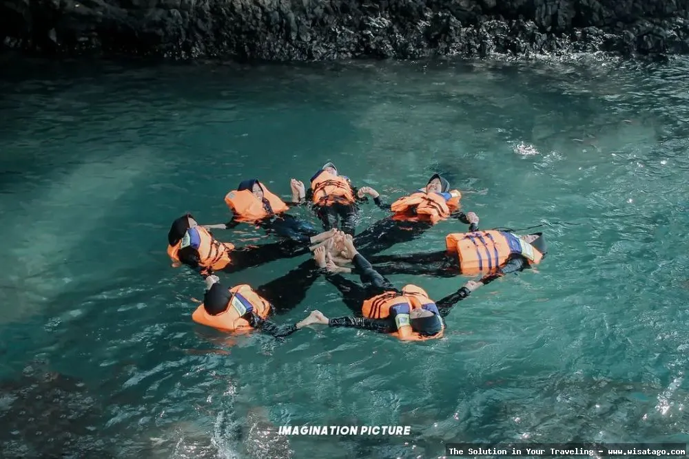 wisata Pantai Minang Rua yang indah