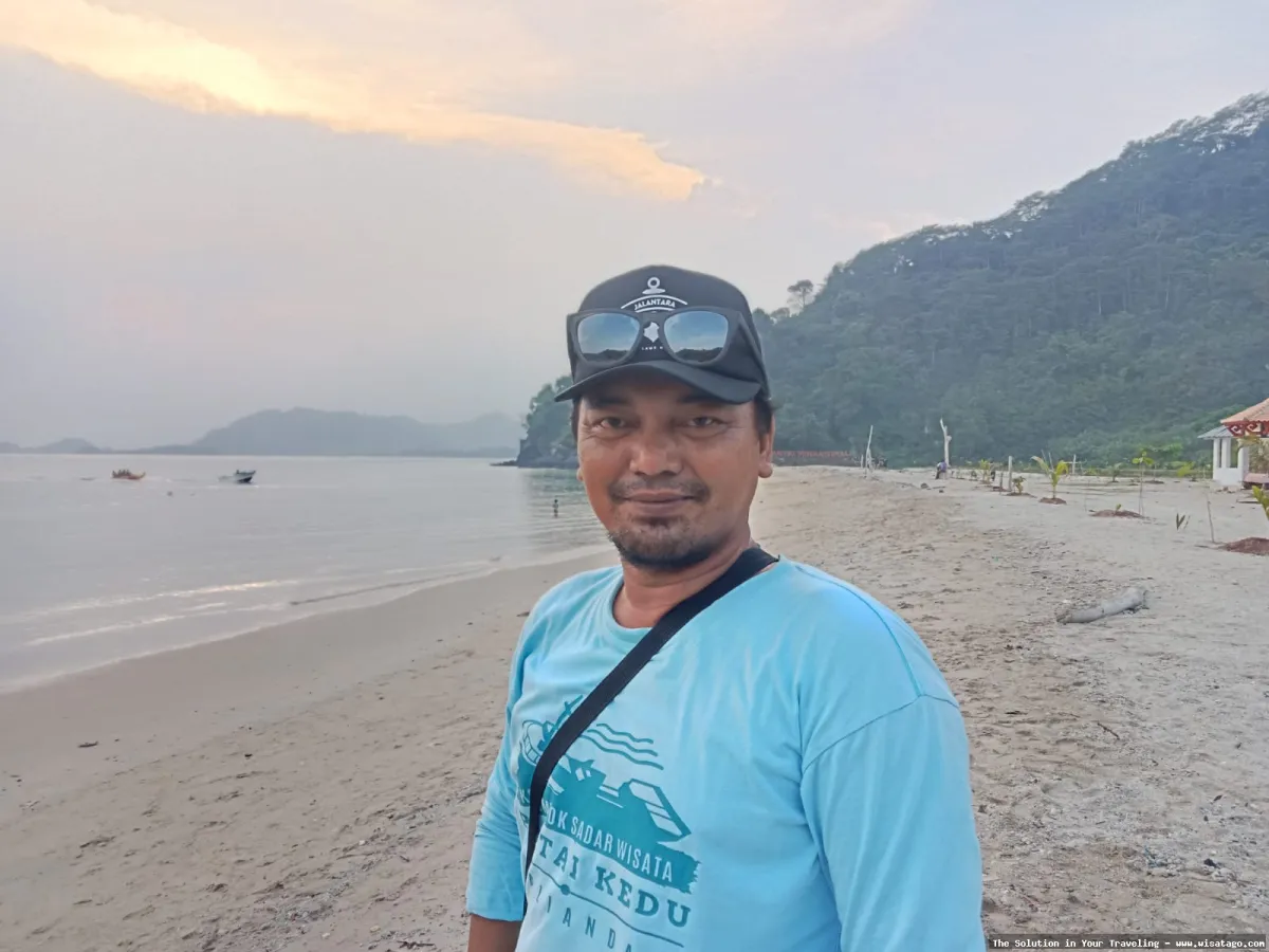 Wisata Pantai Minang Rua yang indah