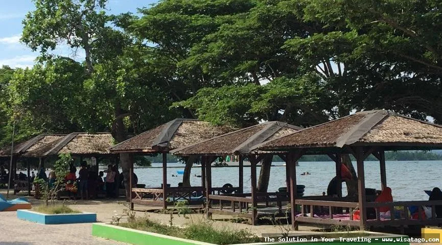 Wisata Pantai Nambo yang menawan hati