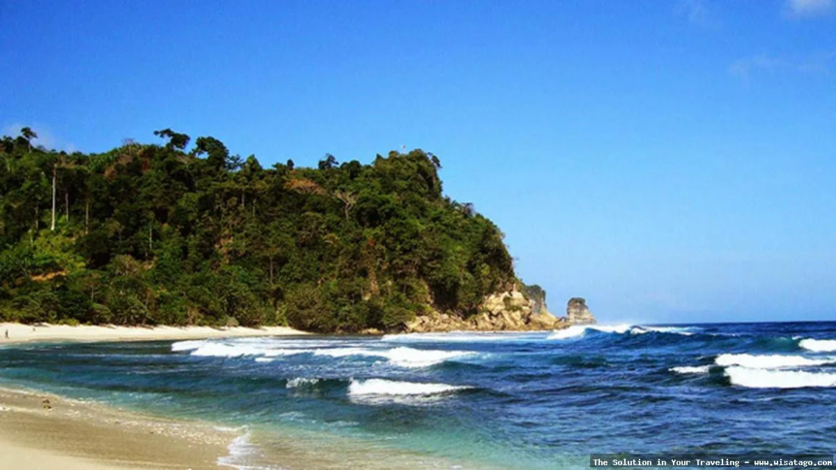 Wisata Pantai Ngalur yang menawan hati