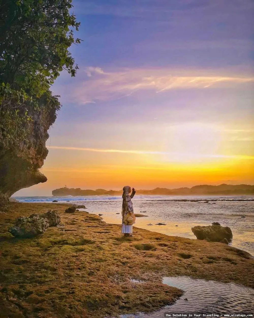 Wisata Pantai Ngandong, pasir putih memukau