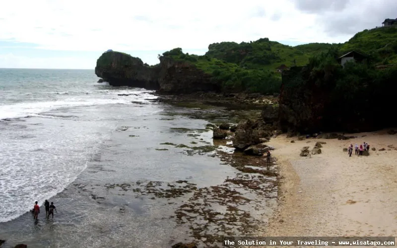 Wisata Pantai Ngeden yang menawan hati