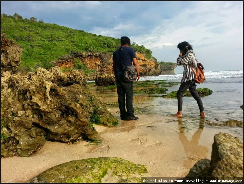 wisata Pantai Ngeden yang mempesona