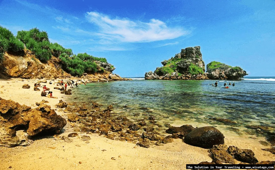 wisata Pantai Nglambor GunungKidul, snorkeling seru