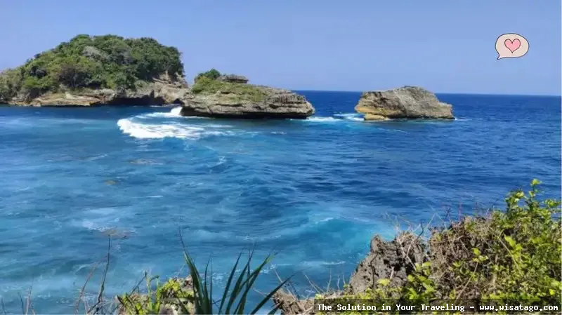 Wisata Pantai Ngliyep, pemandangan laut indah