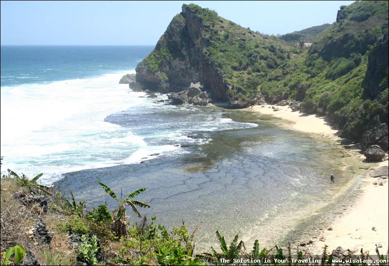 Wisata Pantai Ngobaran Gunungkidul yang eksotis