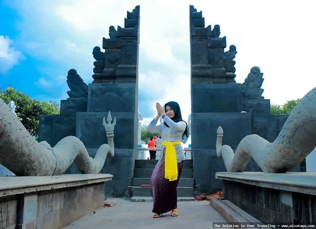 wisata Pantai Ngobaran Gunungkidul eksotis memukau