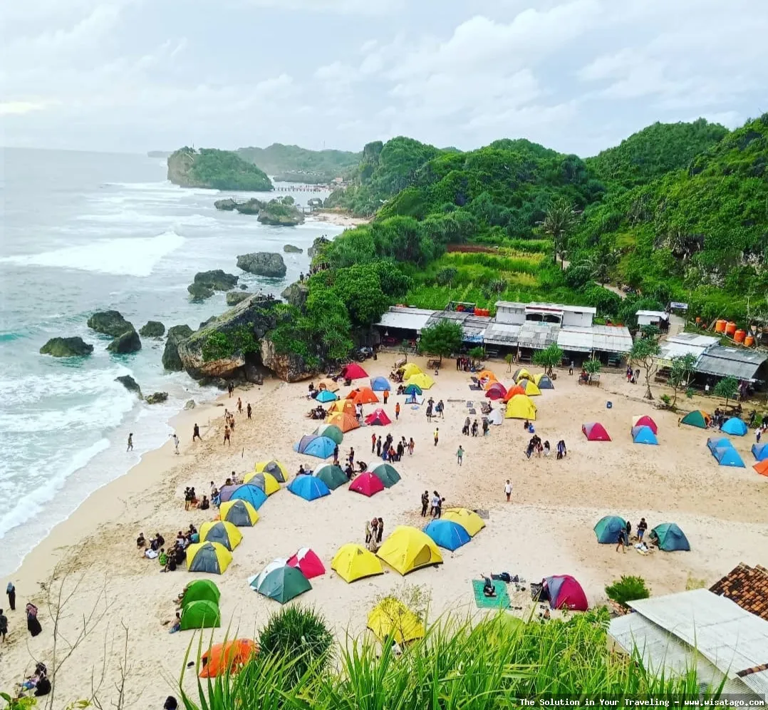 wisata Pantai Ngrumput yang mempesona
