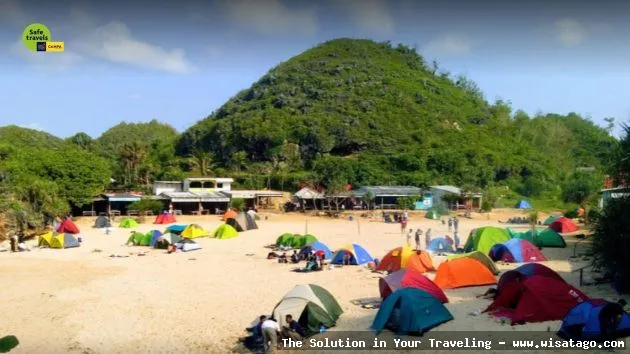 wisata Pantai Ngrumput yang menawan