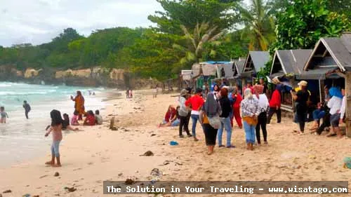 Wisata Pantai Nirwana: pasir putih memukau