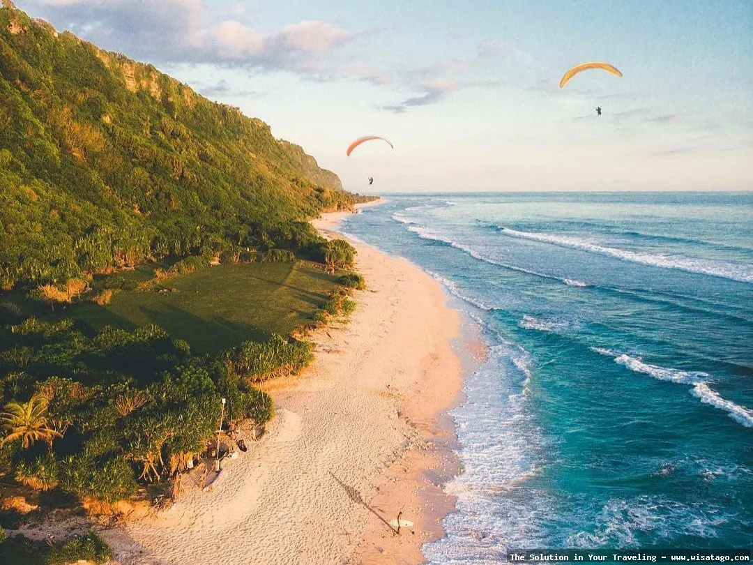 wisata Pantai Nyang Nyang menawan
