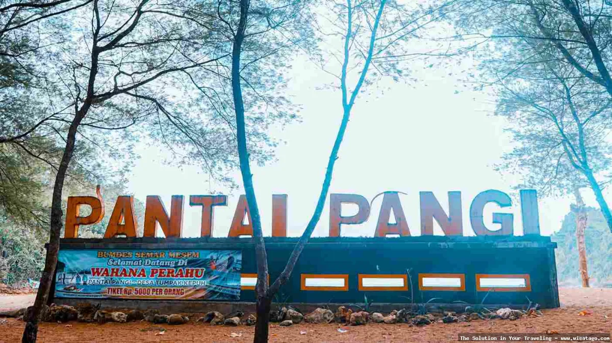 Wisata Pantai Pangi indah mempesona.