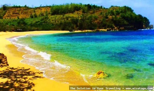 Wisata Pantai Pangi Blitar yang indah