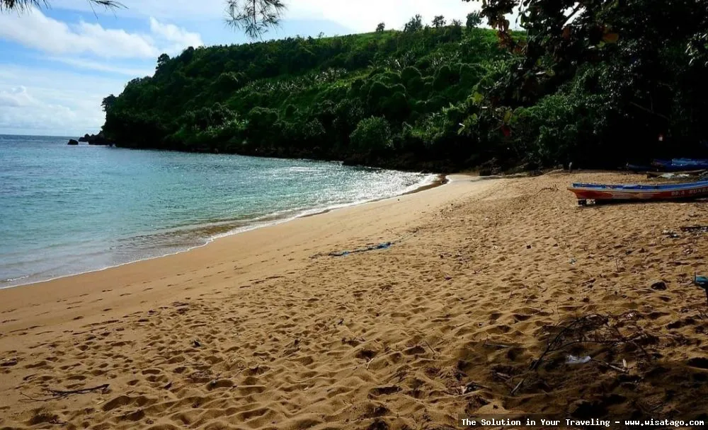 Wisata Pantai Pangi Blitar yang indah