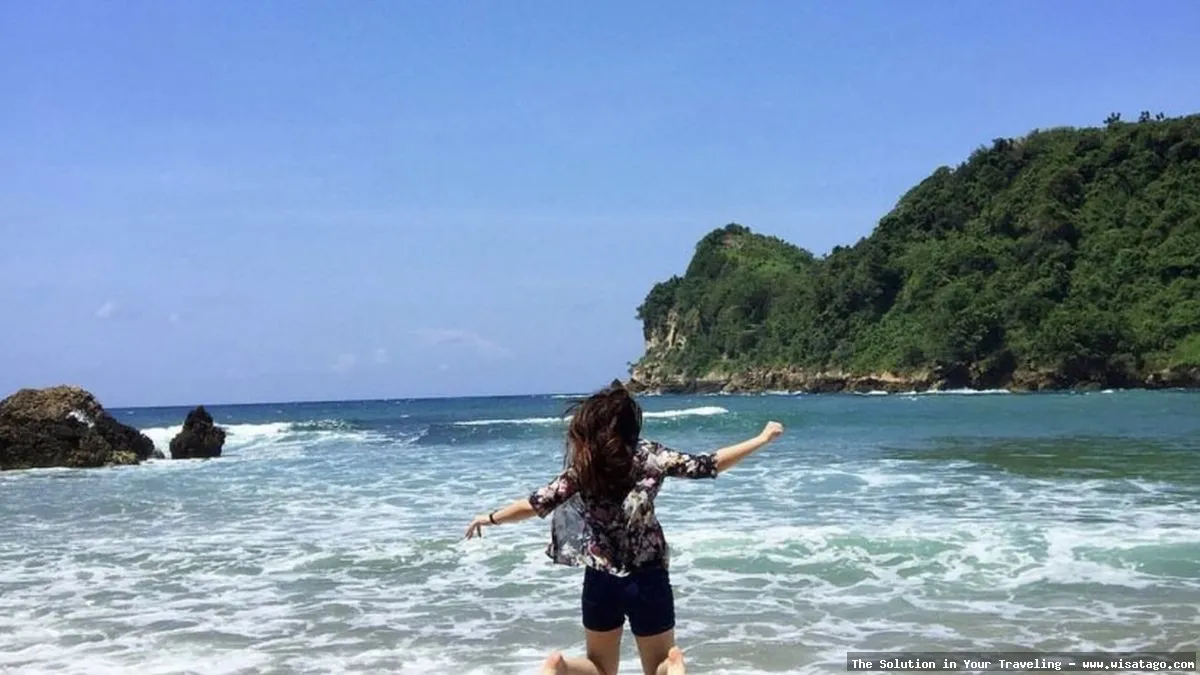 wisata Pantai Pangi Blitar yang indah