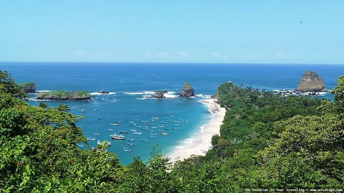 wisata Pantai Papuma Jember yang indah
