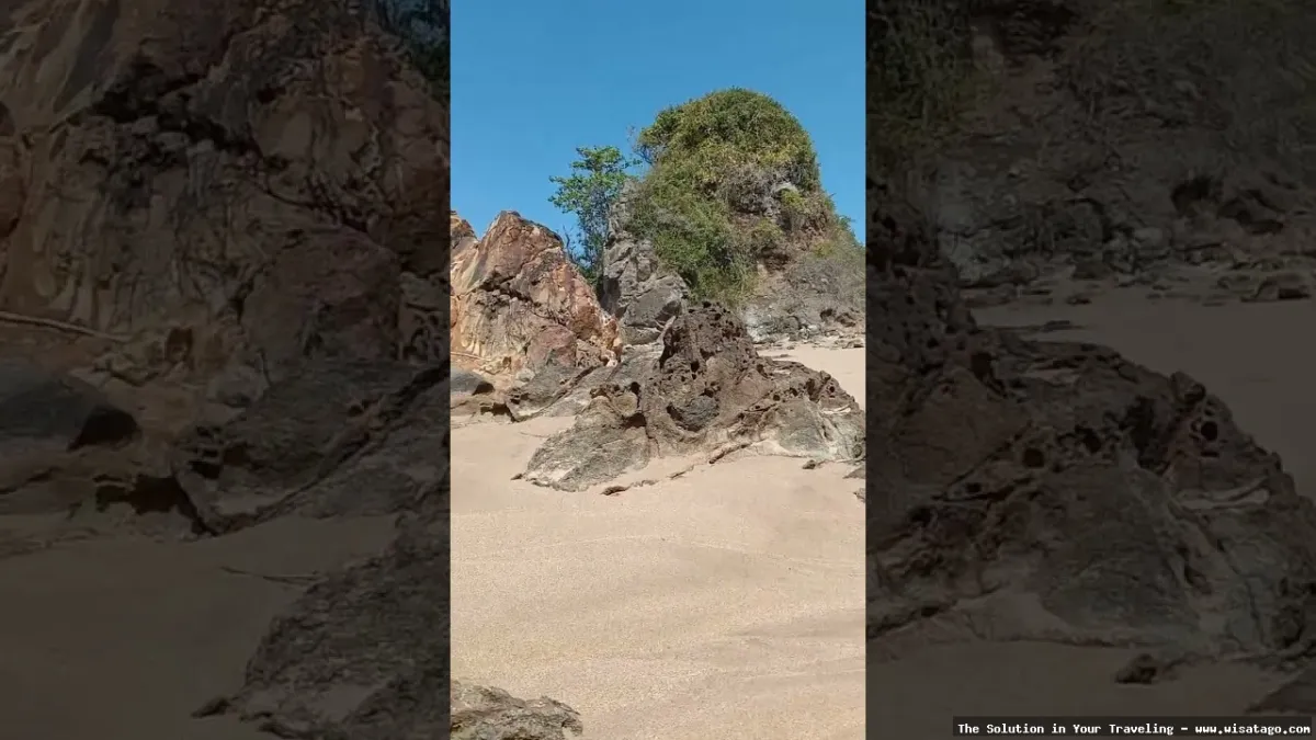 wisata Pantai Parang Kursi menawan