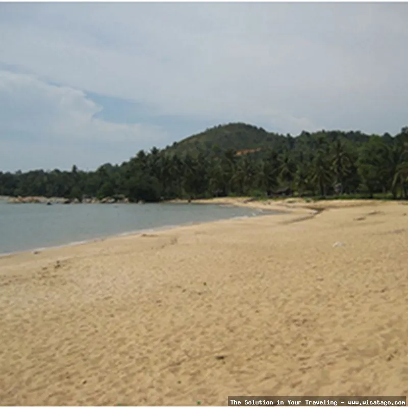 Wisata Pantai Pasir Panjang nan indah