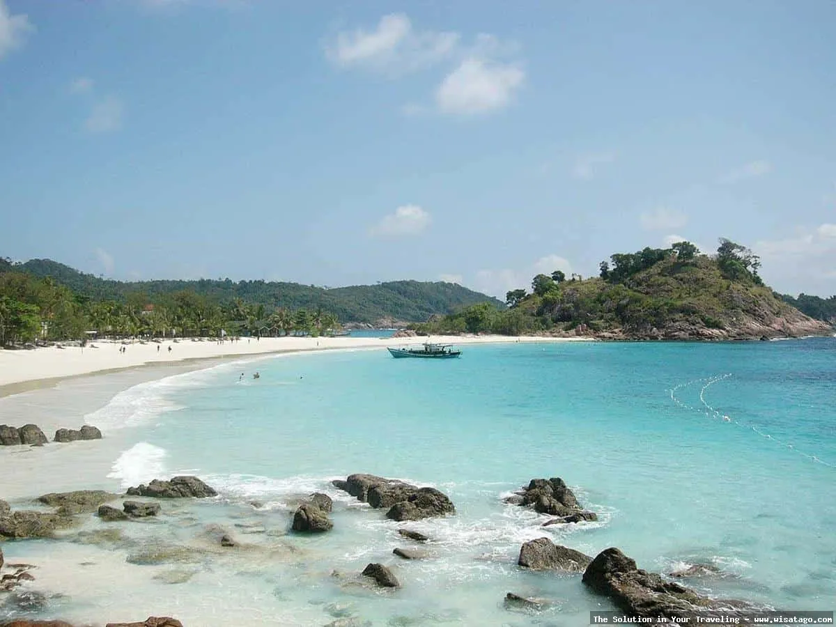 Wisata Pantai Pasir Panjang nan indah