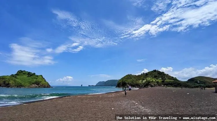 wisata Pantai Payangan Jember yang indah