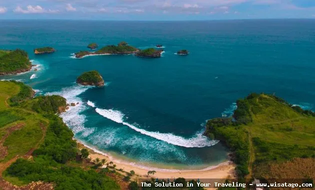 wisata Pantai Peh Pulo yang indah