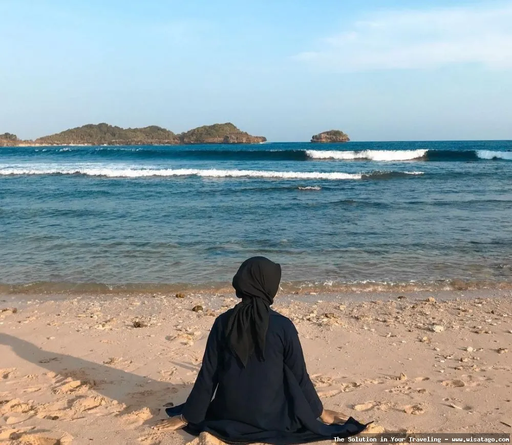 Wisata Pantai Peh Pulo yang menawan