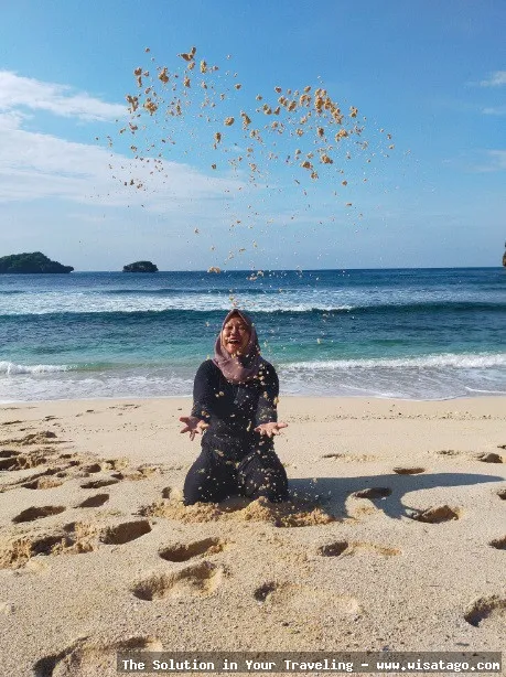 Wisata Pantai Peh Pulo yang memukau