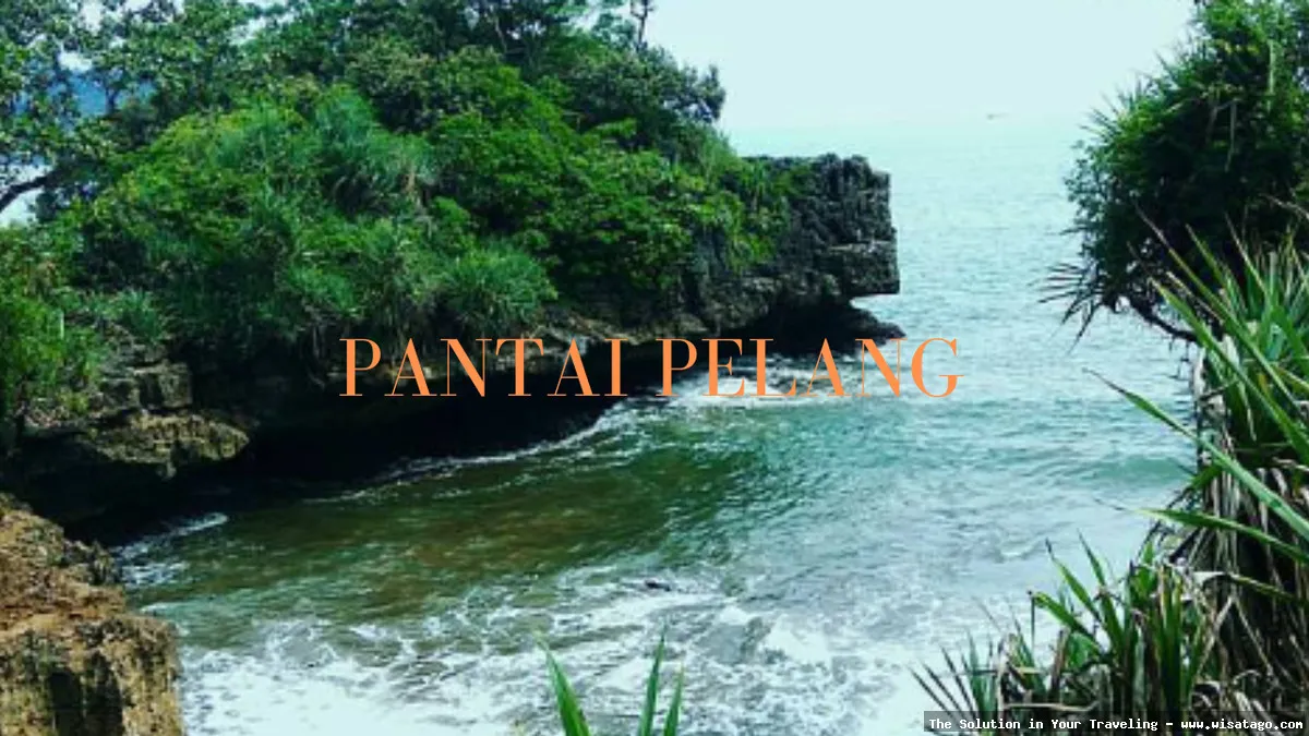 Wisata Pantai Pelang nan mempesona